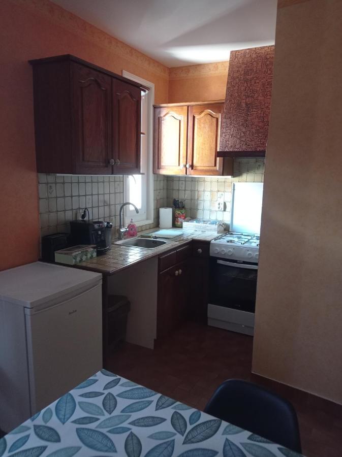 La Maison Des Bananiers Bas-en-Basset Екстериор снимка